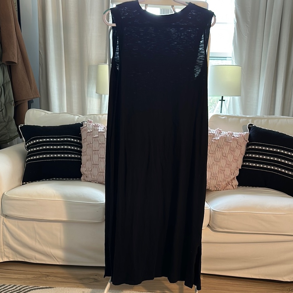 Universal Thread Black Sleeveless Crew Neck Midi Dress